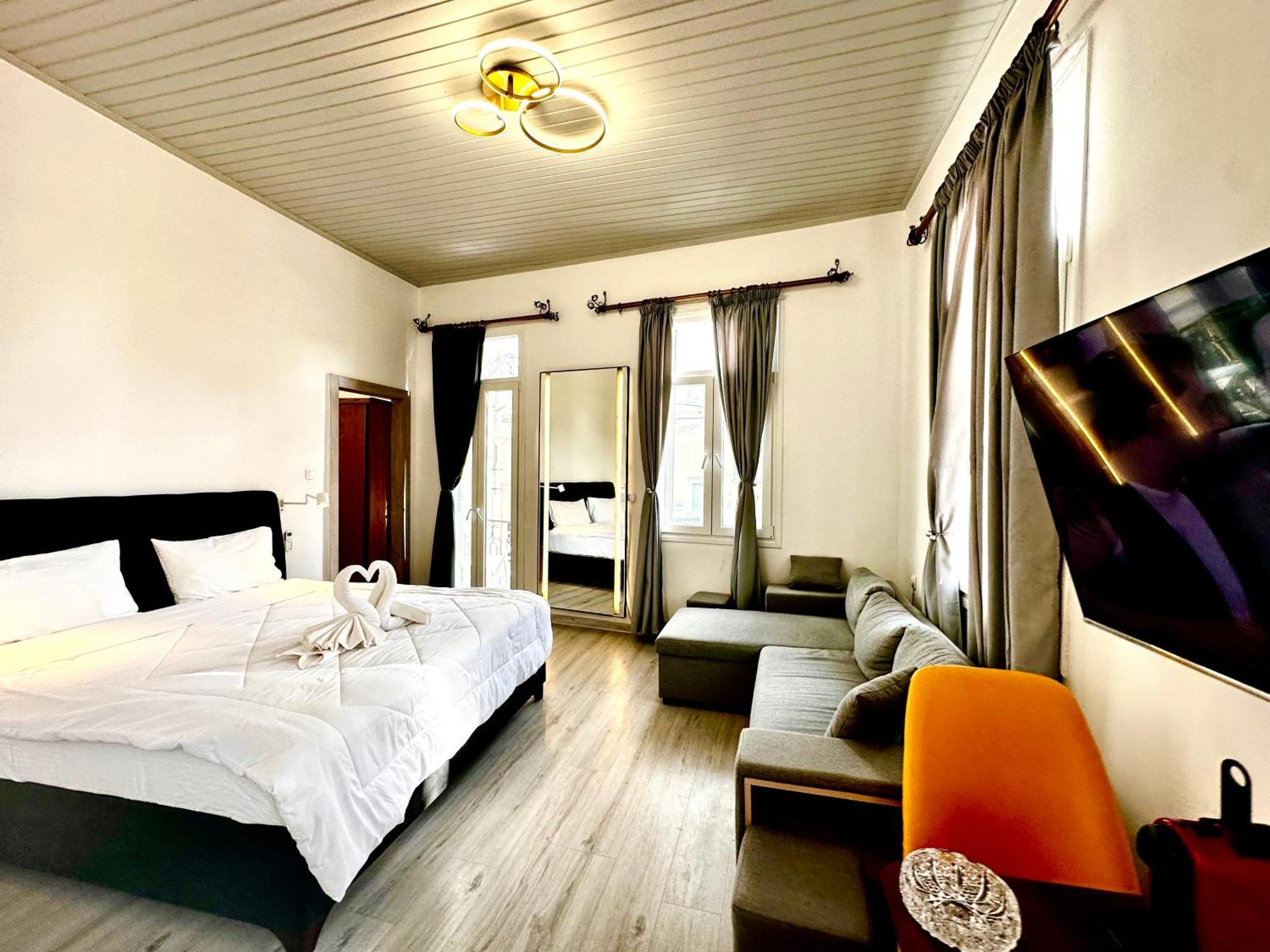Travelers Luxury Suites, Studios & Apartments Corfu  Exterior foto