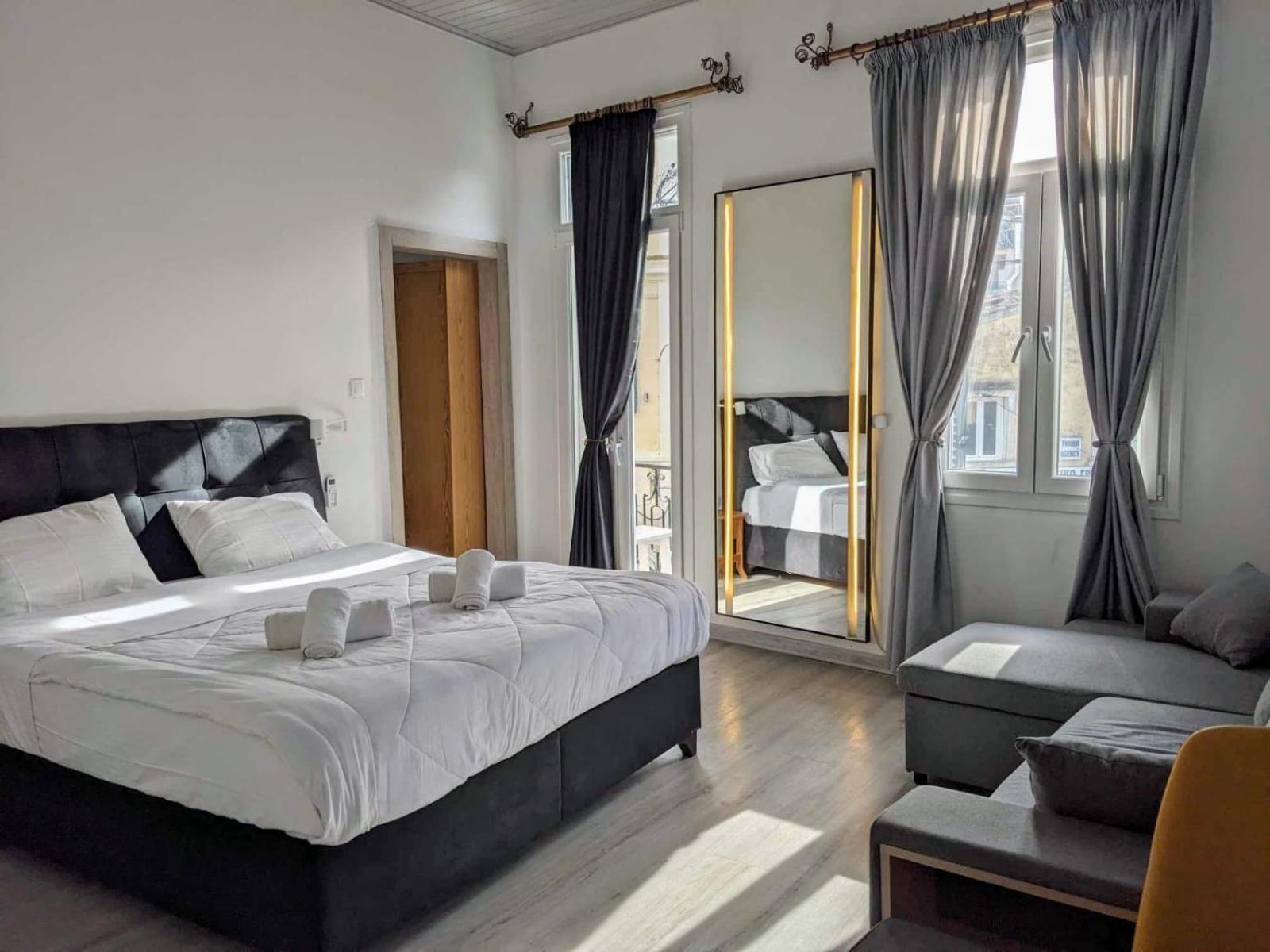 Travelers Luxury Suites, Studios & Apartments Corfu  Exterior foto